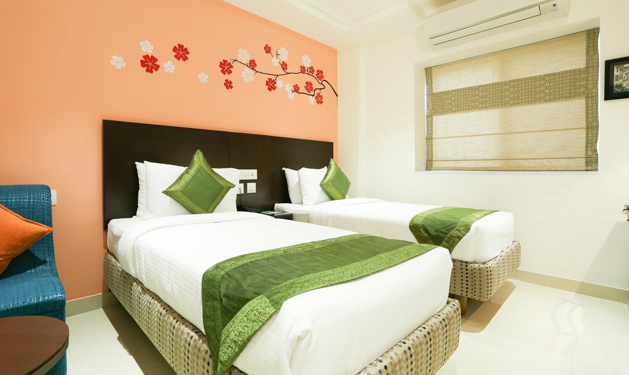 Hotel Treebo C Plaza à Vijayawāda Extérieur photo
