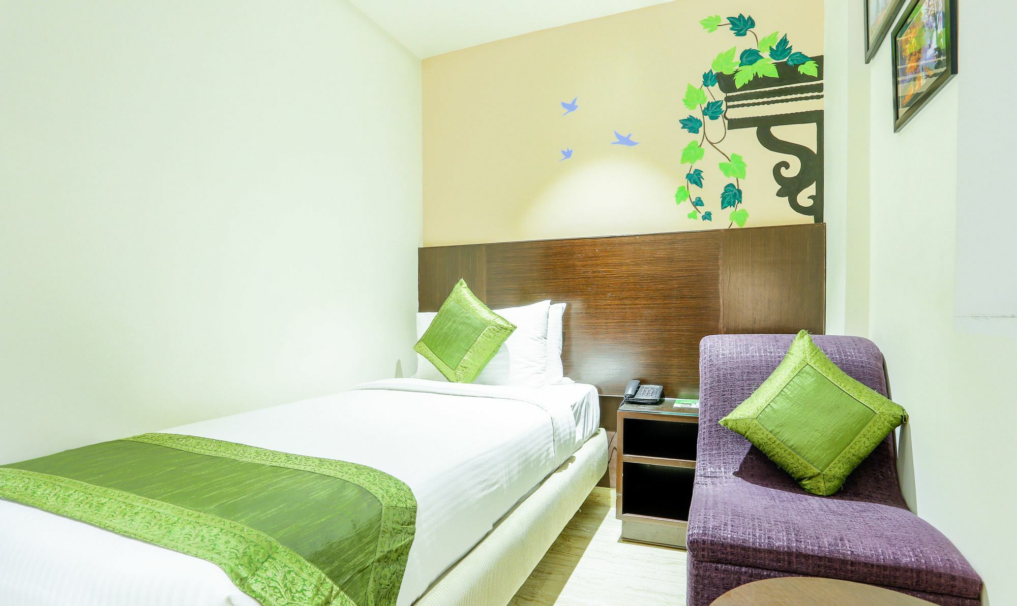 Hotel Treebo C Plaza à Vijayawāda Extérieur photo